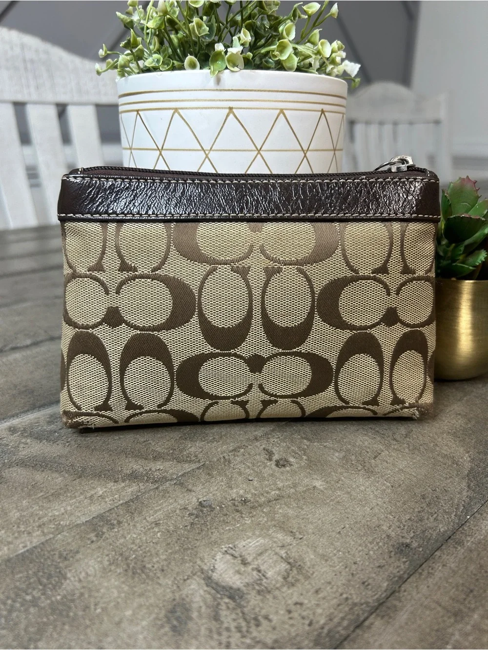 Coach Signature Pleated Wristlet Canvas Khaki Mahogany Brown Wallet F43434